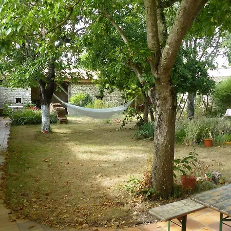 Autour D'Un Puits, Gite 4/5 Personnes *