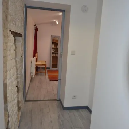 Autour D'Un Puits, Gite 4/5 Personnes Konukevi Marsilly (Charente-Maritime)