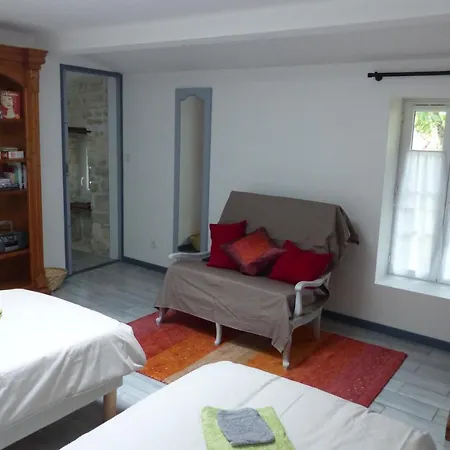 Autour D'Un Puits, Gite 4/5 Personnes Konukevi *